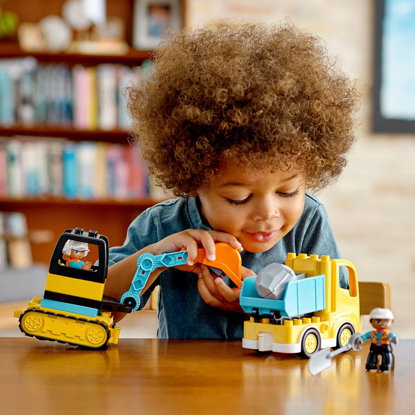 Truck & Tracked Excavator / 50% OFF（Limited Offer）